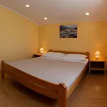 Apartment Klaric *